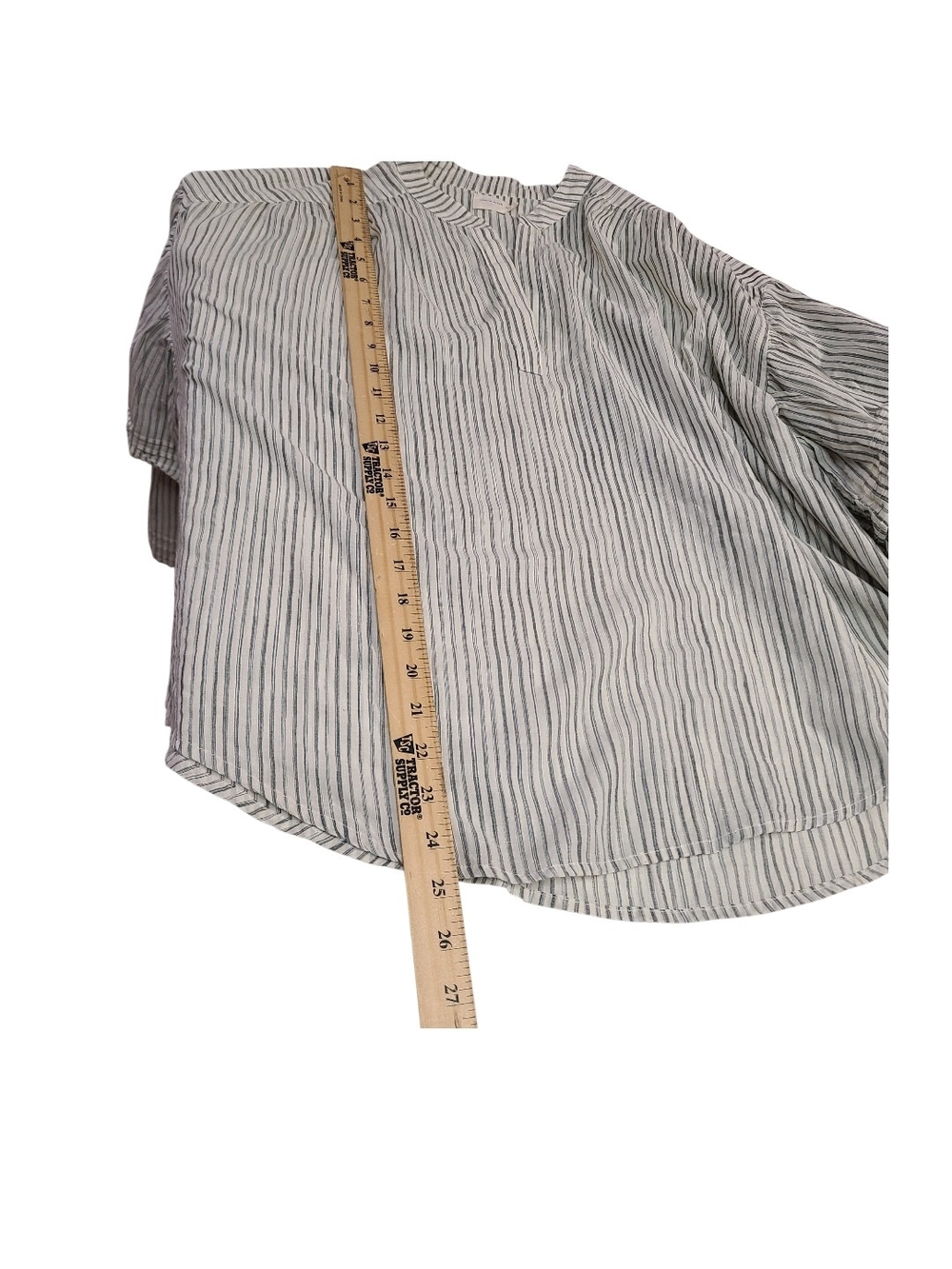 Share With Striped V-Neck Tunic Blouse Multi Tiered Ruffle Sleeve Size 2 - Picture 8 of 8